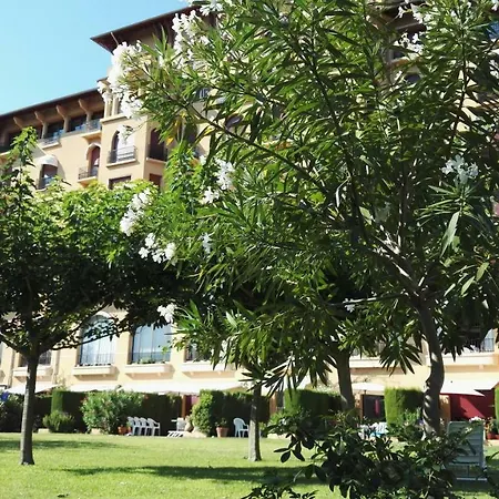 Valescure Prestigious Residence, 3 Golf Courses, & Sea *