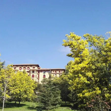 Valescure Prestigious Residence, 3 Golf Courses, & Sea Apartment Saint-Raphaël
